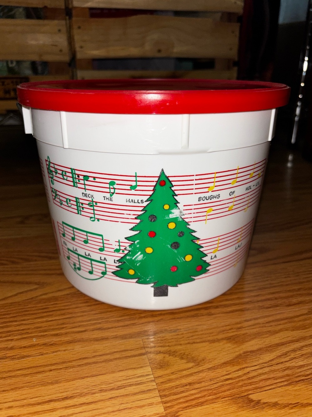 Vintage 1960s white plastic shamrock Neatway Christmas container
